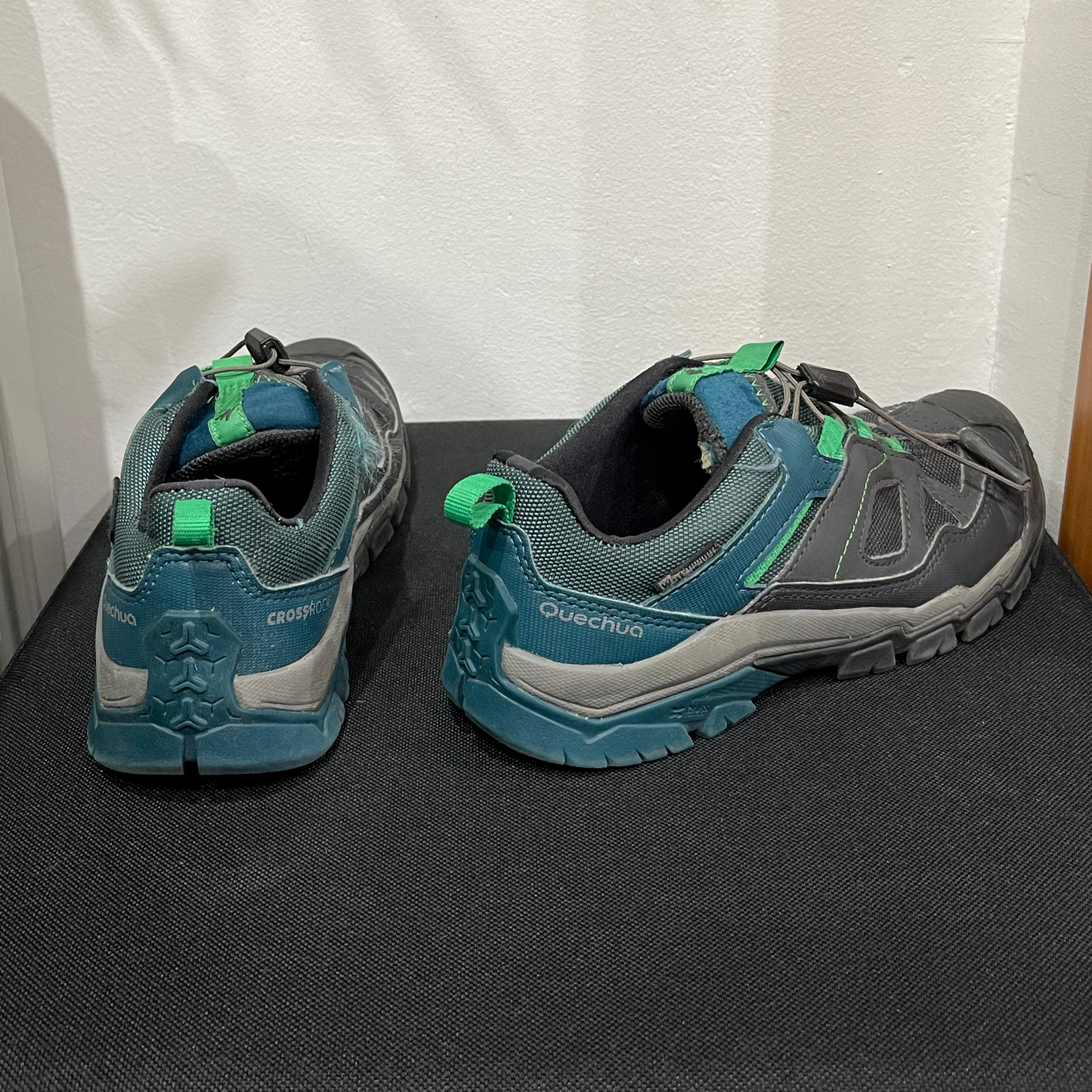 Bambas de montaña y trekking impermeables QUECHUA CROSSROCK