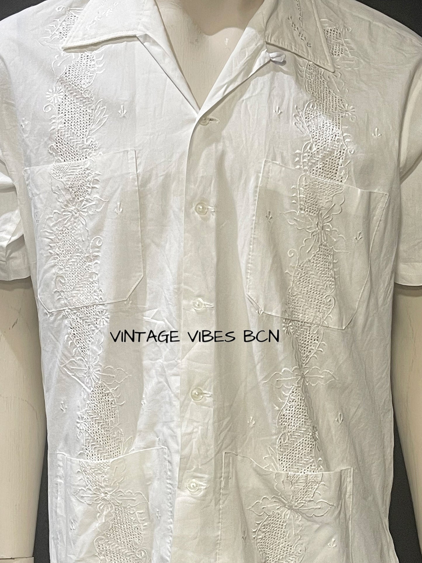 Camisa GUAYABERA