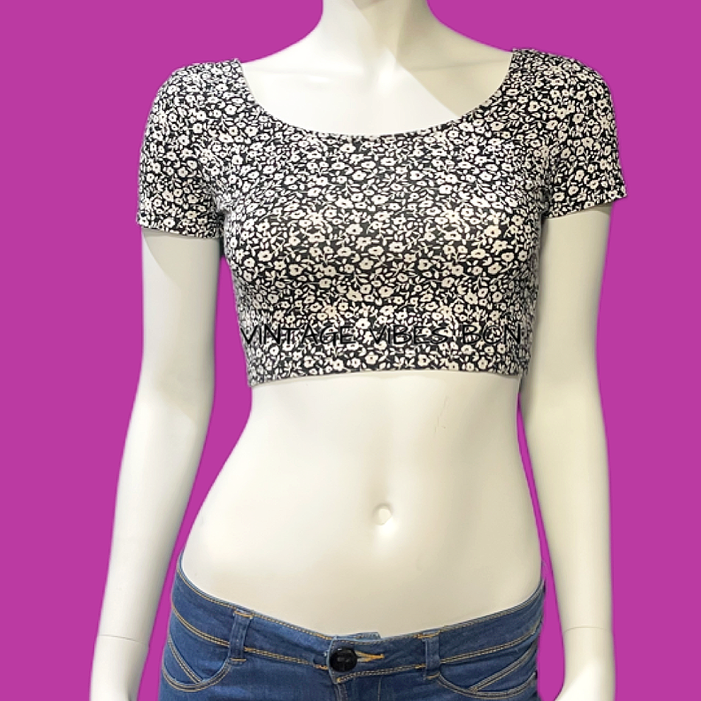 Camiseta cropped floral