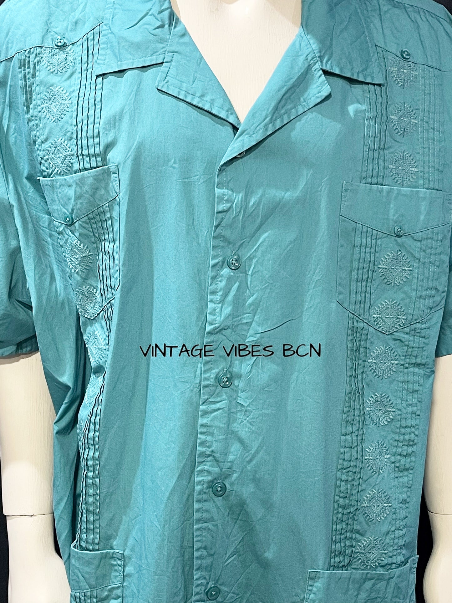 Camisa GUAYABERA
