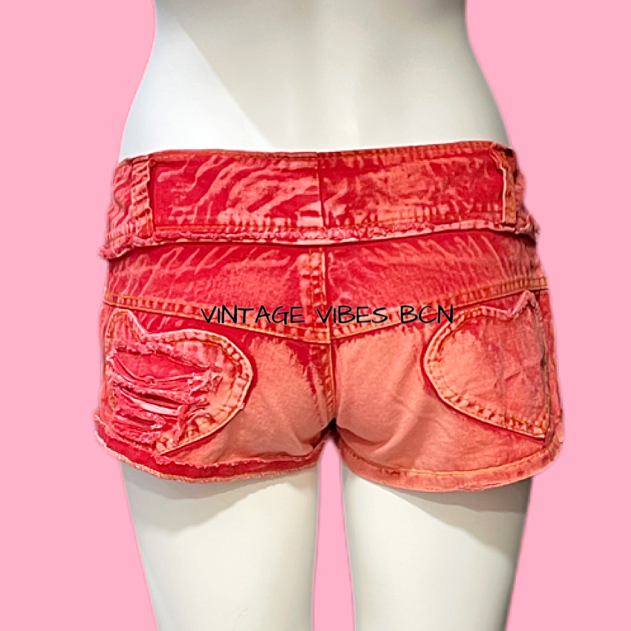 Shorts tiro bajo CORAZONES