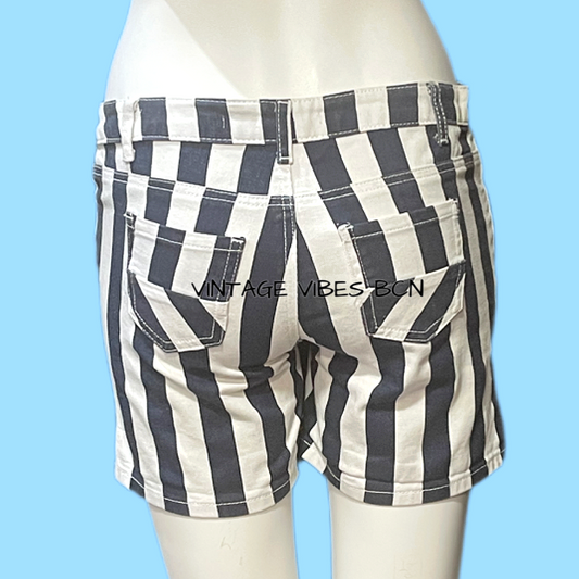 Shorts vintage tiro alto