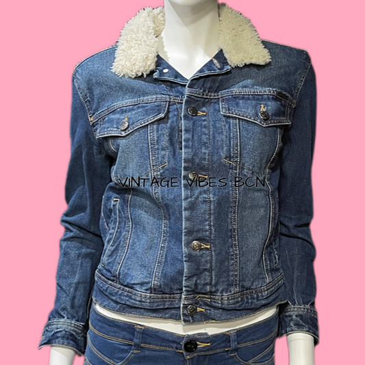 Cazadora vaquera cuello borreguito MANGO JEANS