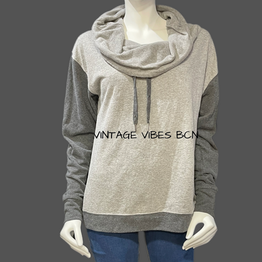 Sudadera cuello vuelto gris