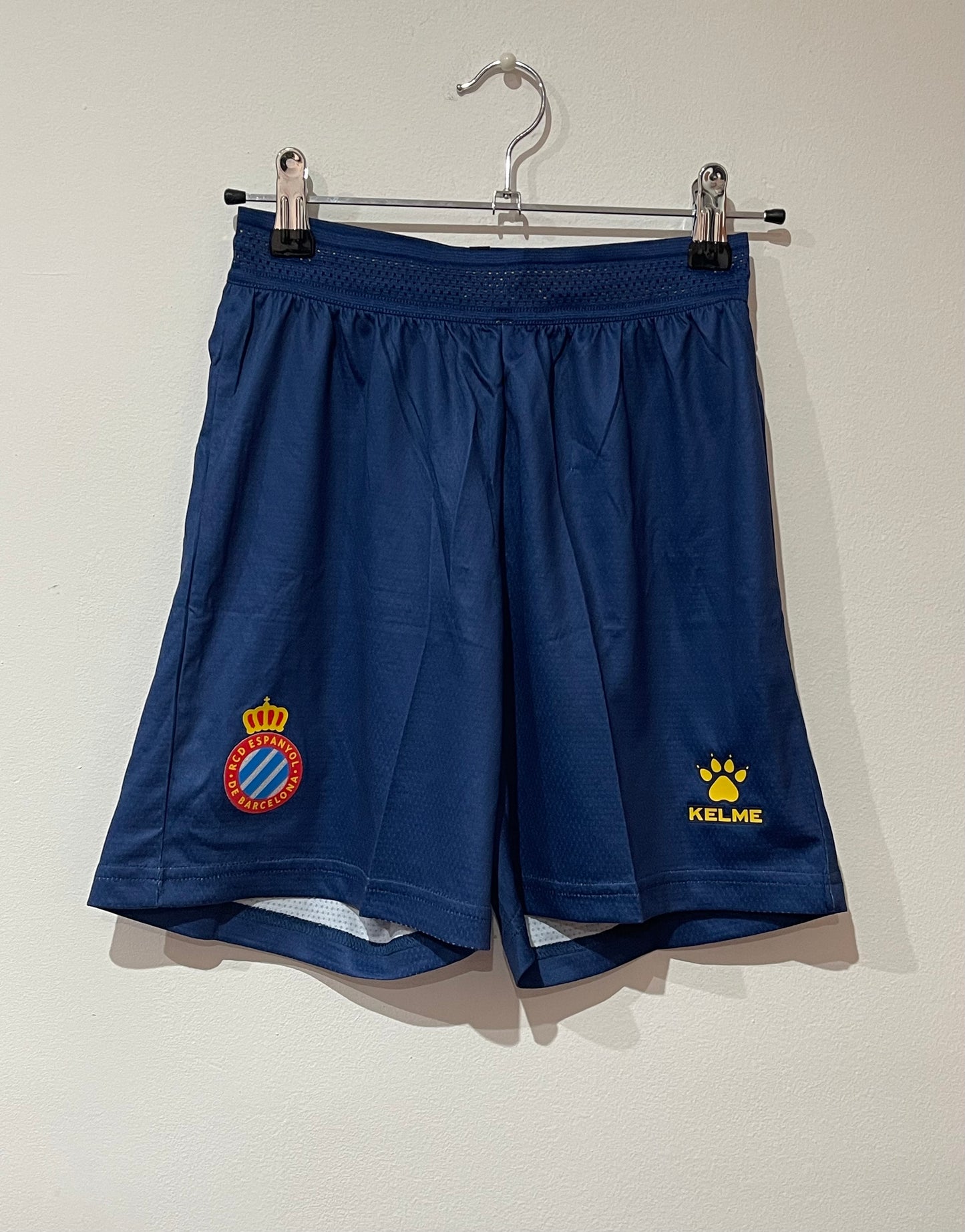 Shorts infantil RCD ESPANYOL KELME ¡A estrenar!