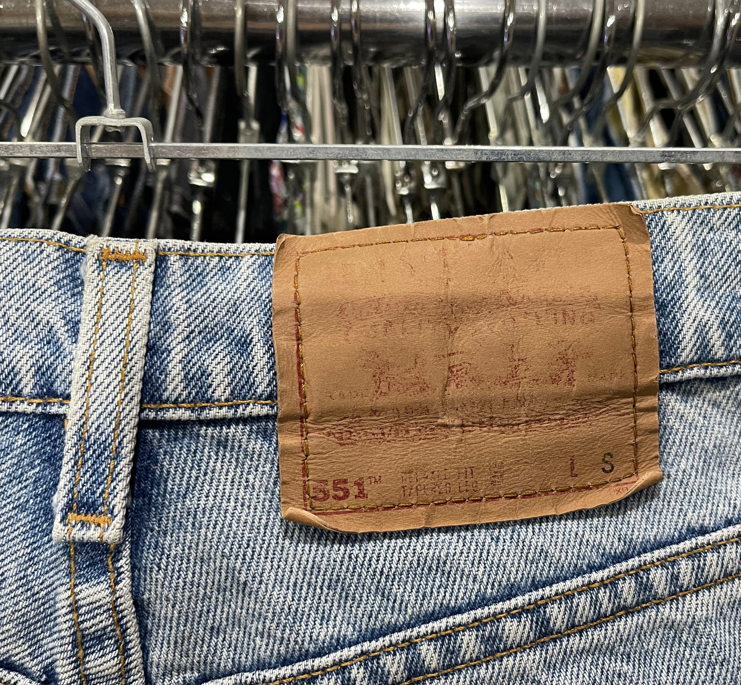 Shorts vintage LEVI’S 551 EPISODE