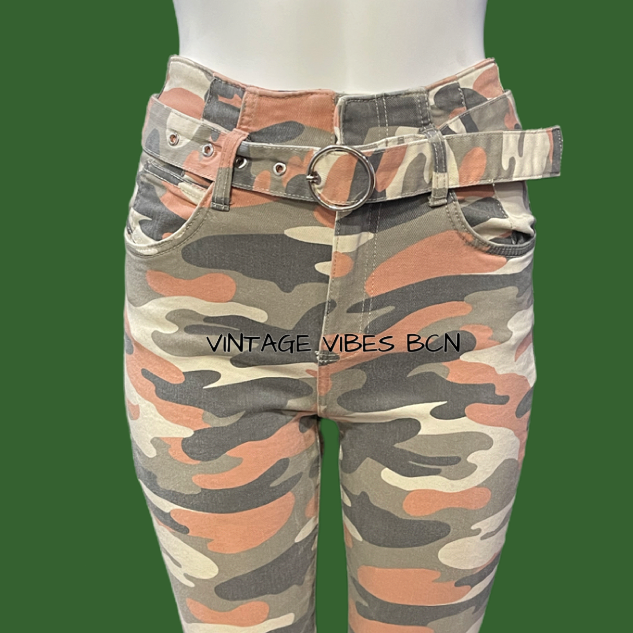 Pantalón pitillo elástico camuflaje BSK