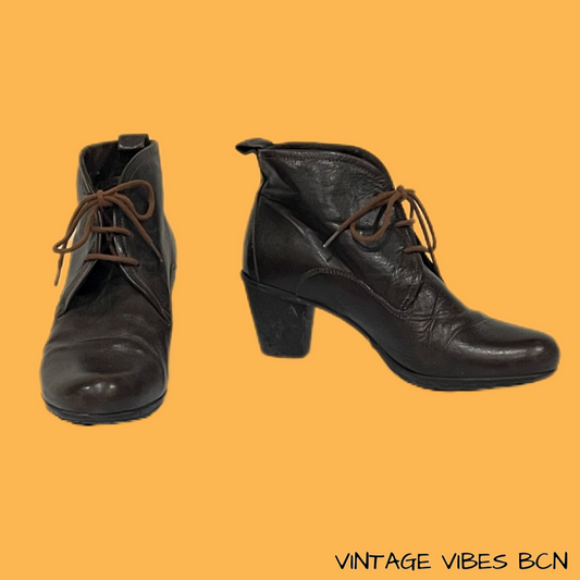 Botines vintage de piel VIRUS